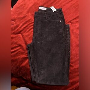 Old navy pants size 6